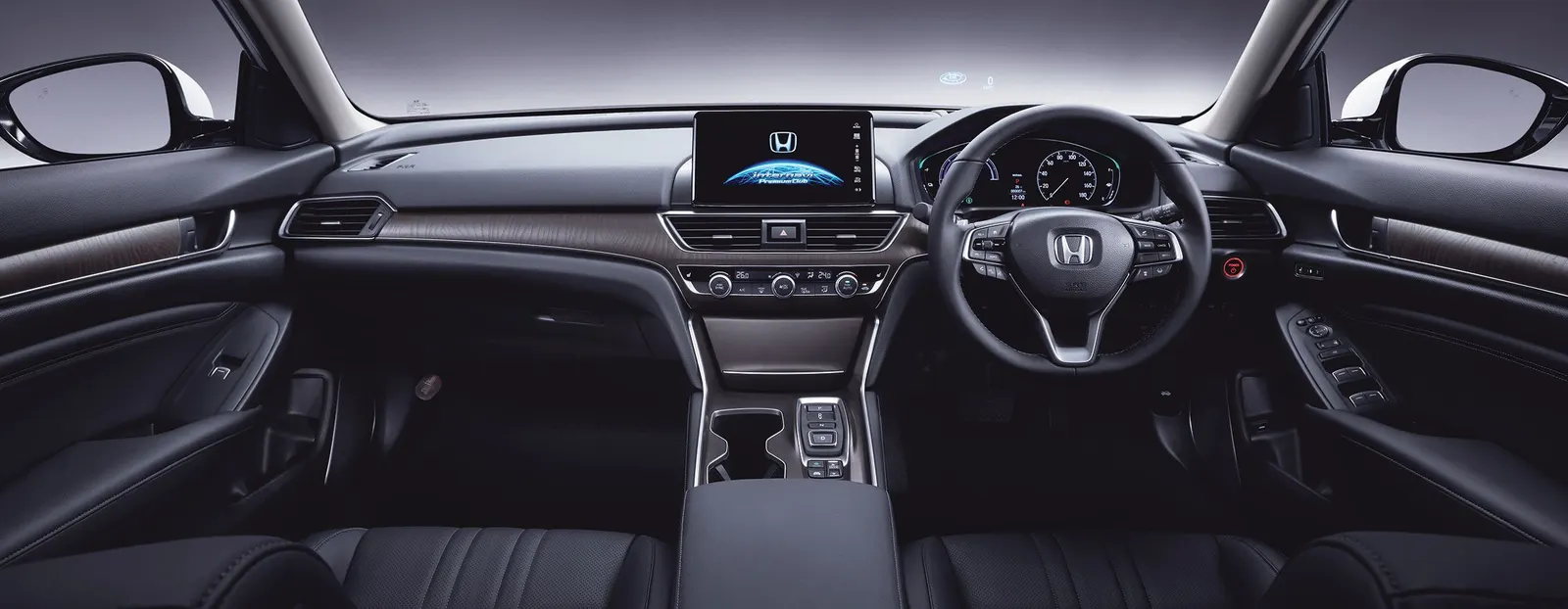 Honda Accord, салон