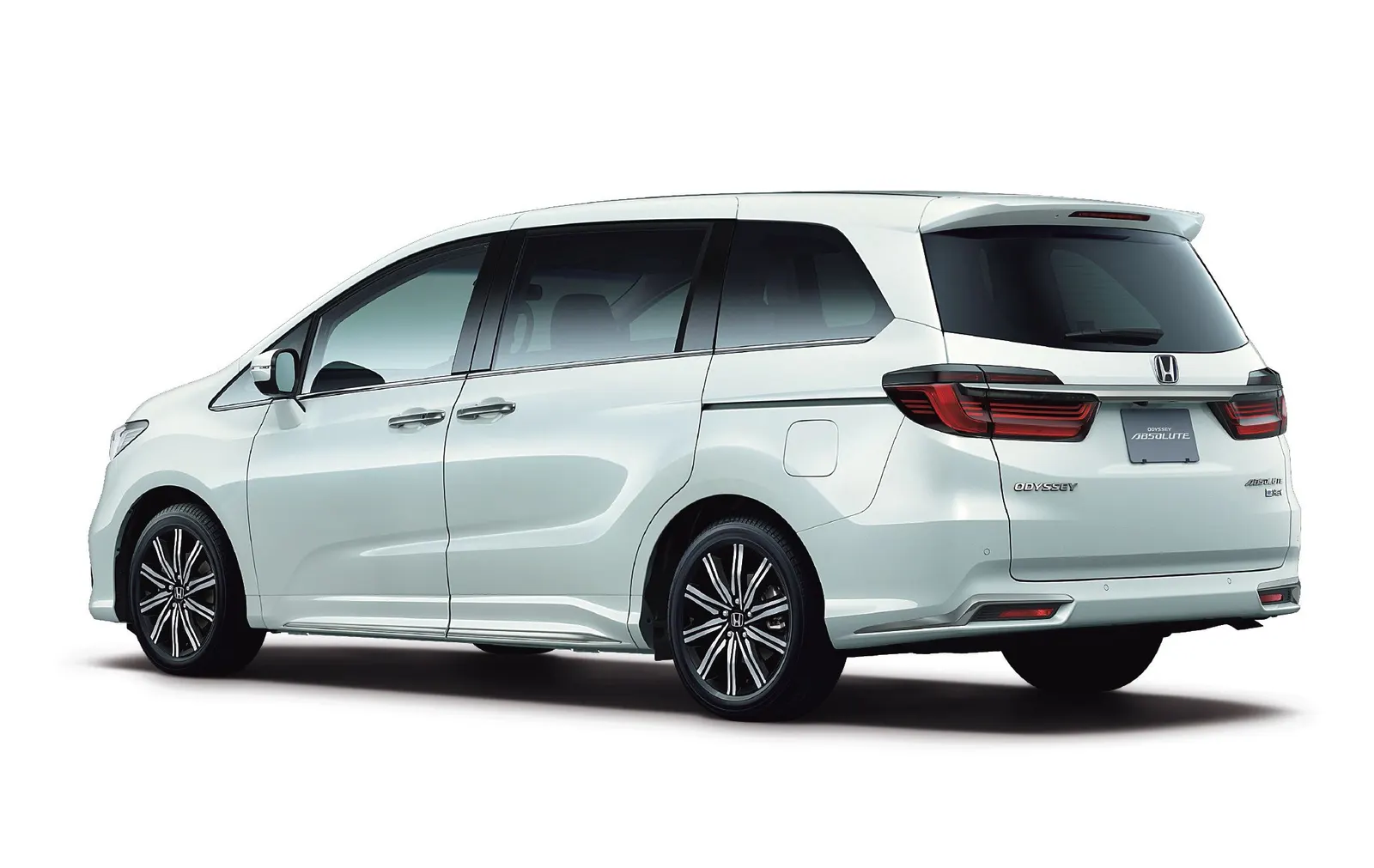Honda Odyssey, вид сзади