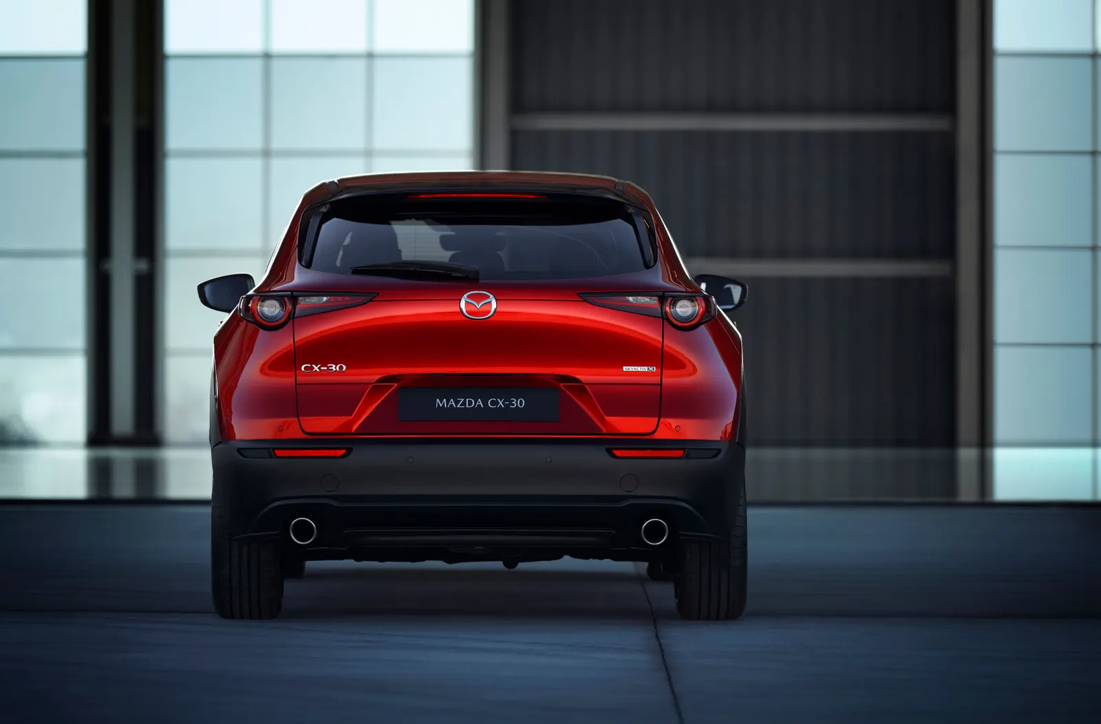 Mazda CX-30, вид сзади