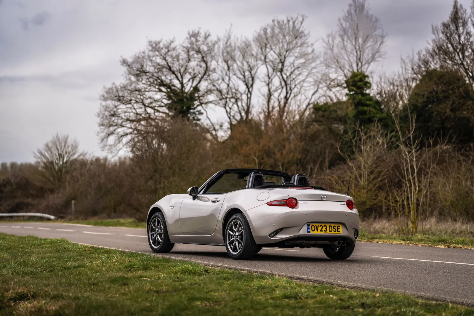 Mazda MX-5, вид сзади