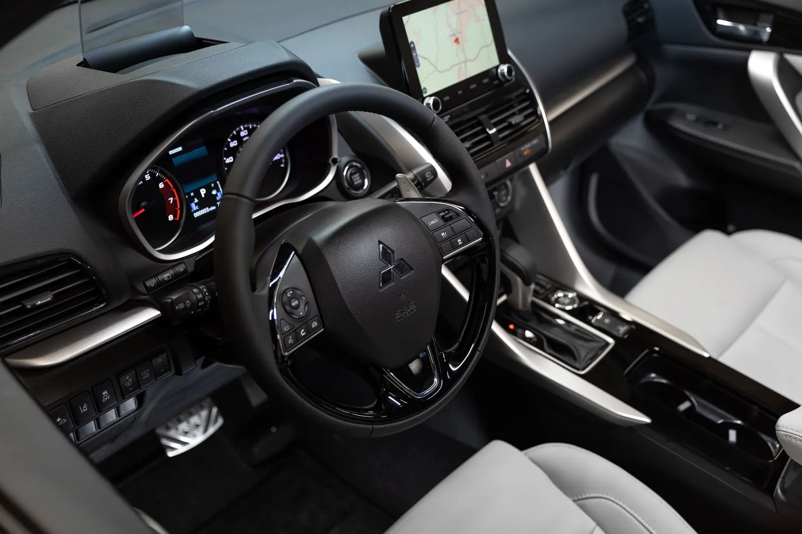 Mitsubishi Eclipse Cross, салон