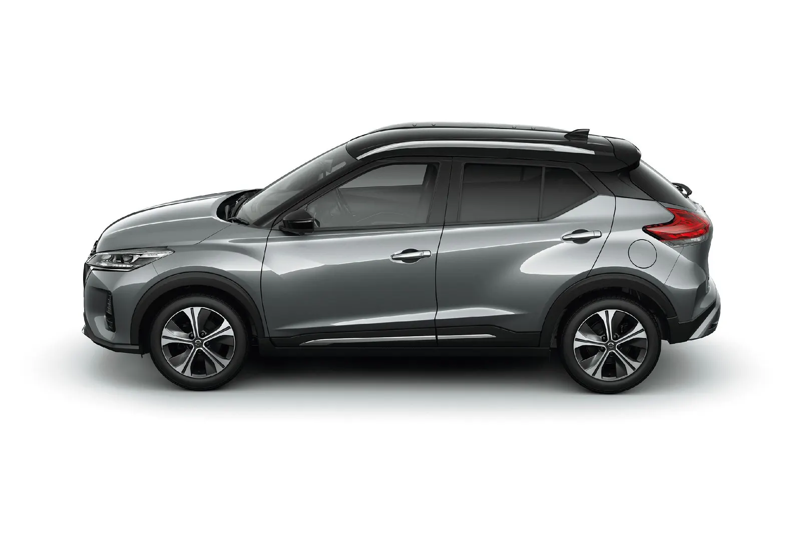 Nissan Kicks, вид сзади