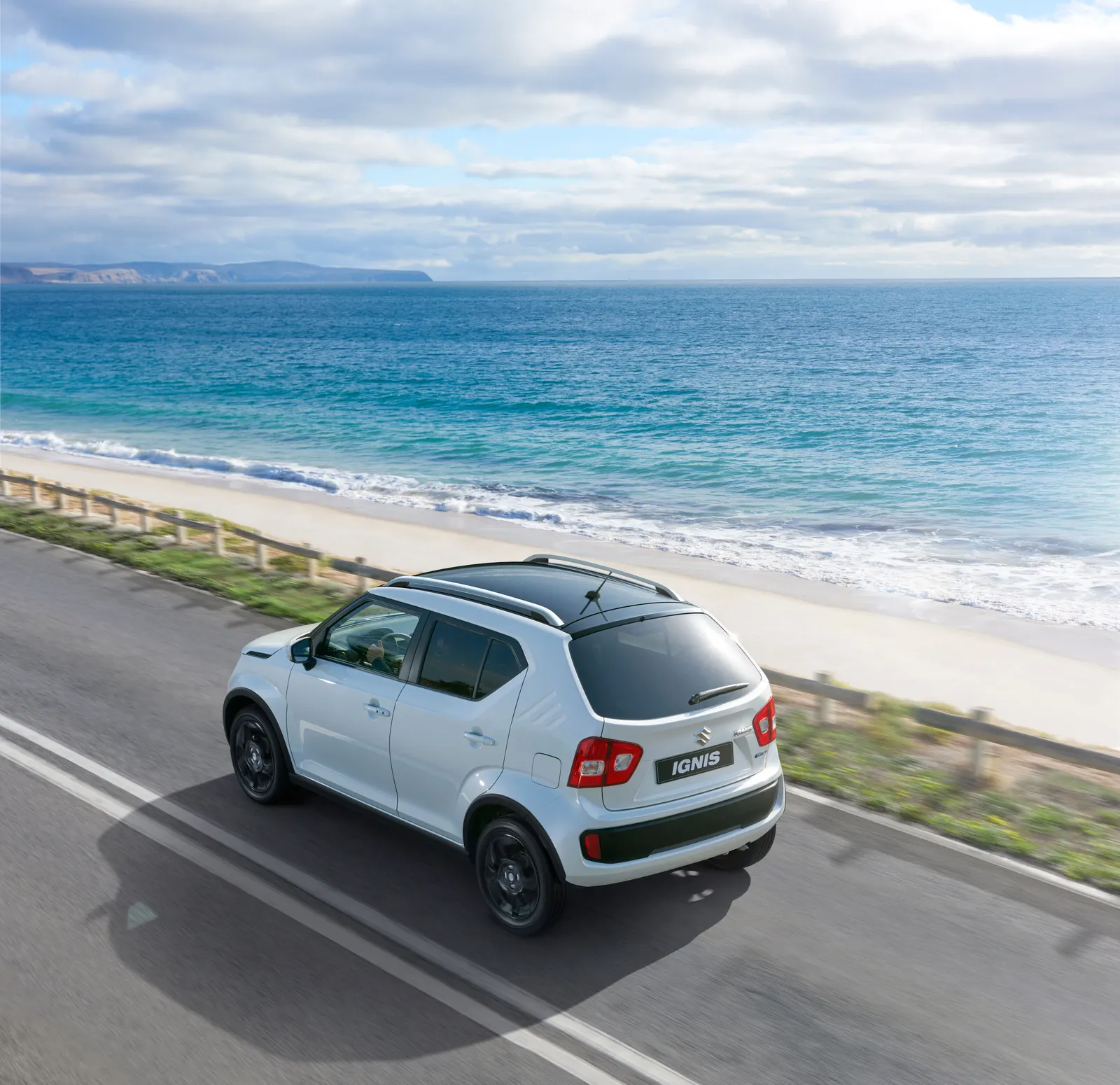 Suzuki Ignis, вид сзади