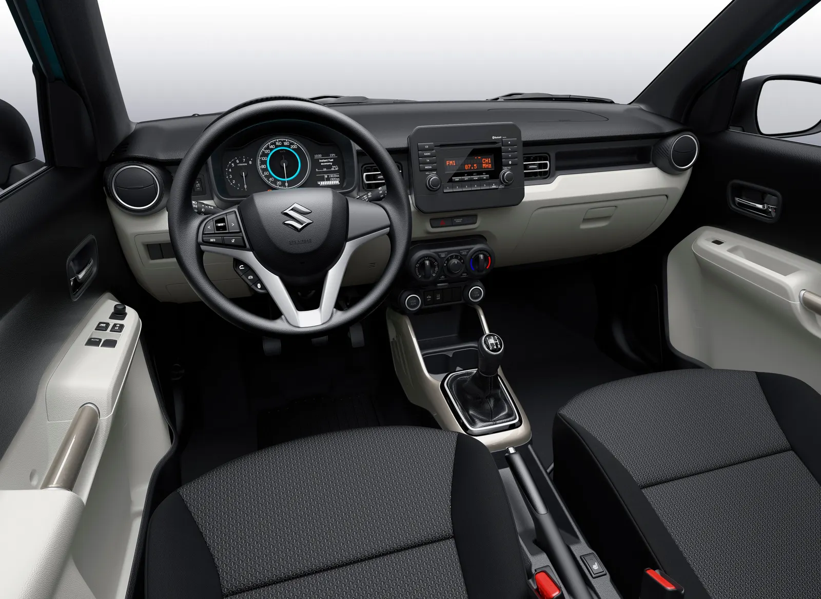 Suzuki Ignis, салон