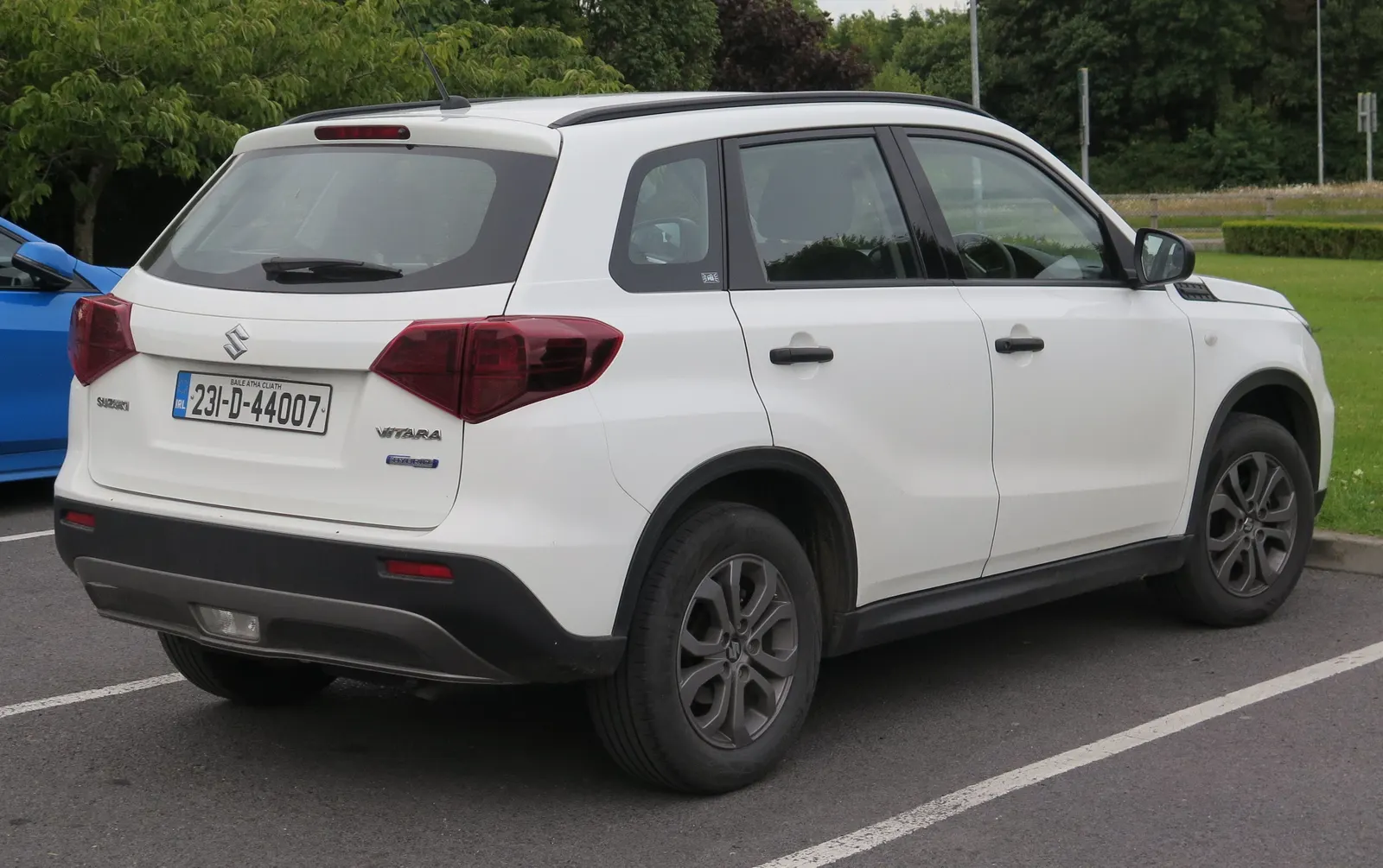 Suzuki Vitara, вид сзади