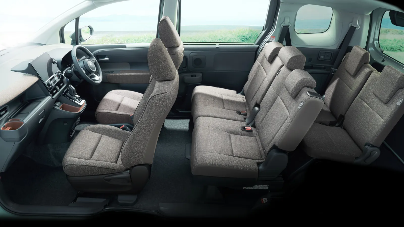 Toyota Sienta, фото 4