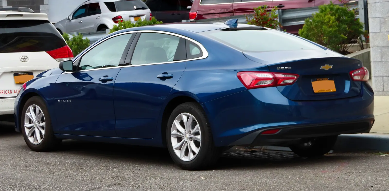 Chevrolet Malibu, вид сзади