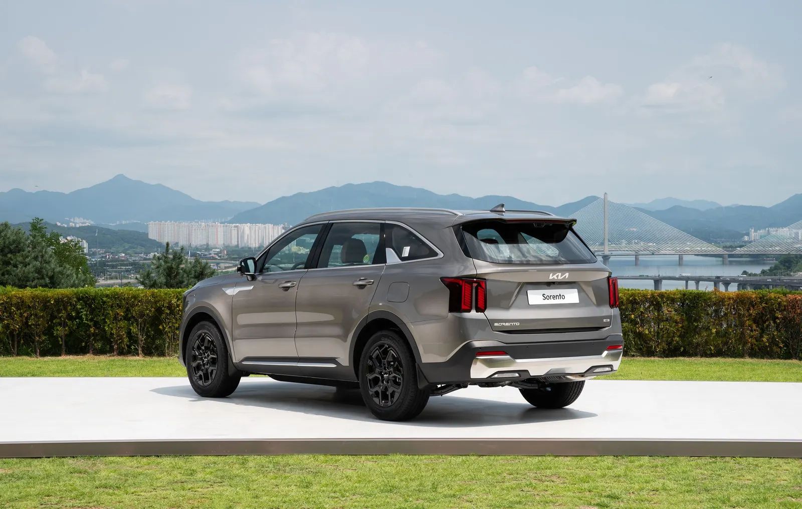 Kia Sorento, вид сзади