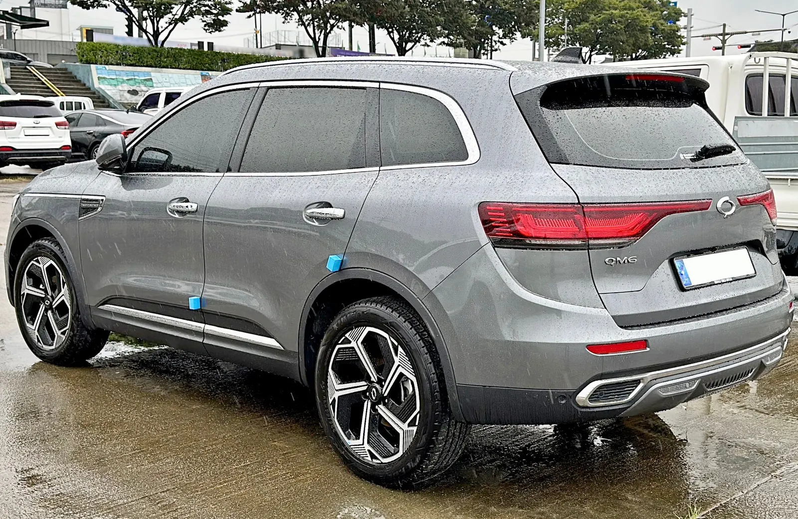 Renault Samsung QM6, вид сзади