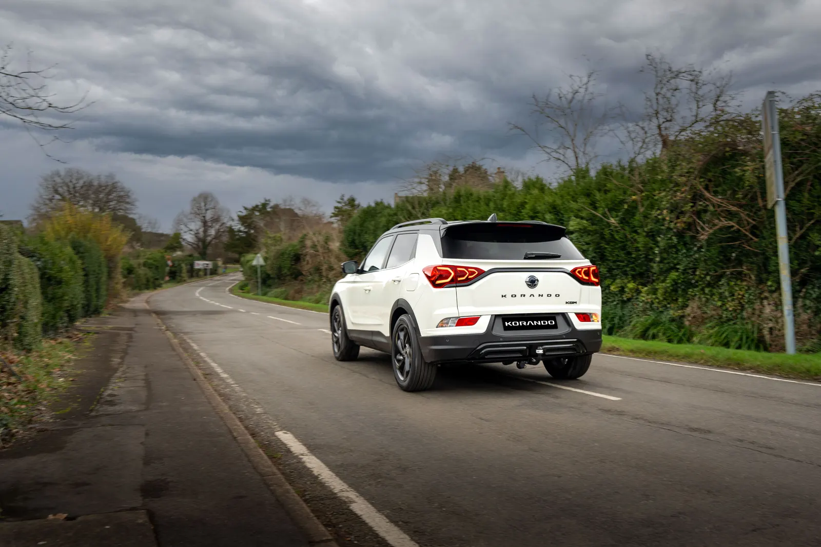 SsangYong Korando, вид сзади